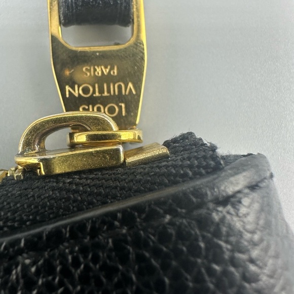 Louis Vuitton daily pouch - Picture 2 of 12